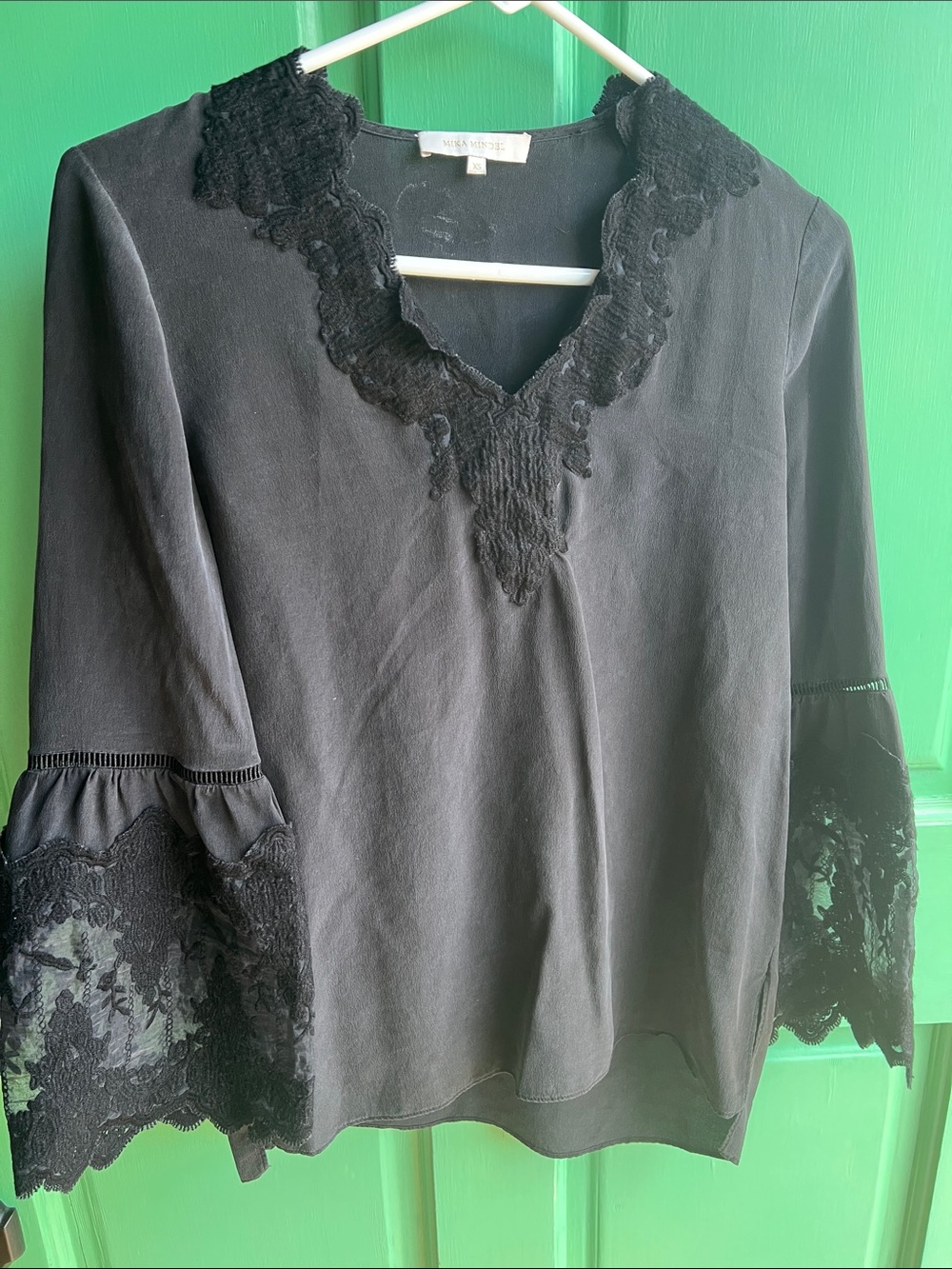 Mika Mindel- 💯 silk Black Lace-Detail V-Neck Blouse-XS